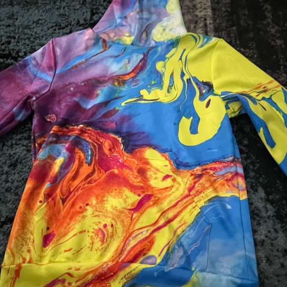 Sweater - Picture 1 of 2